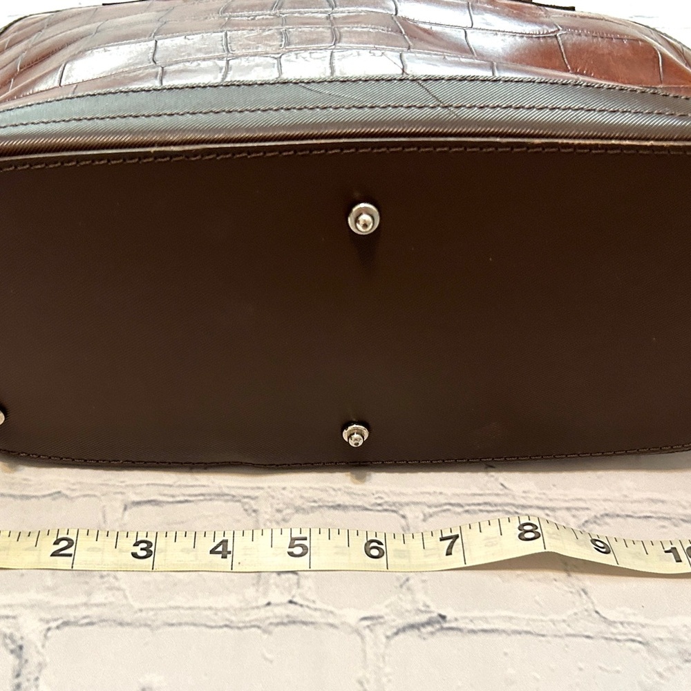 Dooney & Bourke Brown Croc-Embossed Satchel with Bamboo Handles - Vintage VGUC - Picture 7 of 15